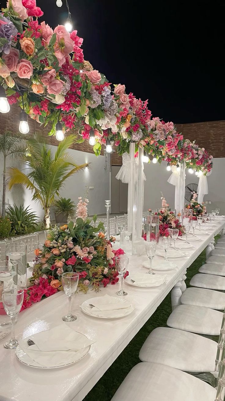 Floral Table Décor